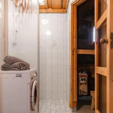 Rukan Pilvimaja - 400 Metriae Rinteiltae * Kuusamo