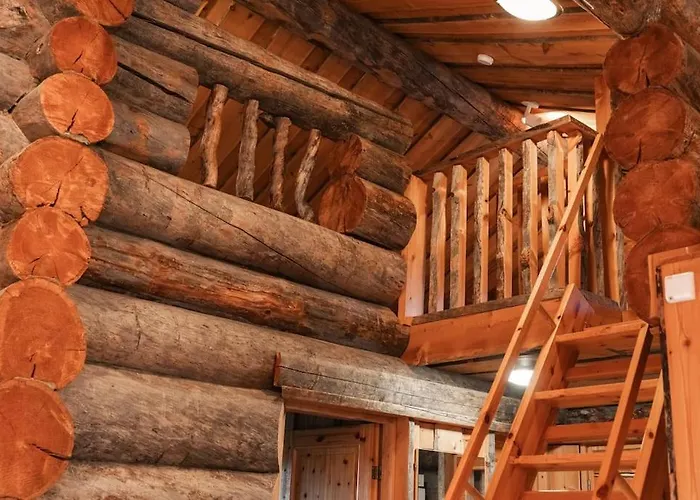 Rukan Pilvimaja - 400 Metriae Rinteiltae * קוסאמו